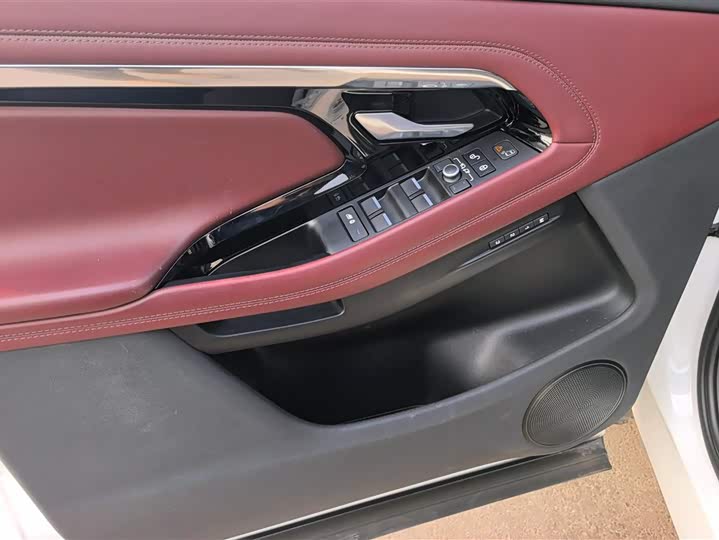 Фото 7 - Land Rover Range Rover Evoque L