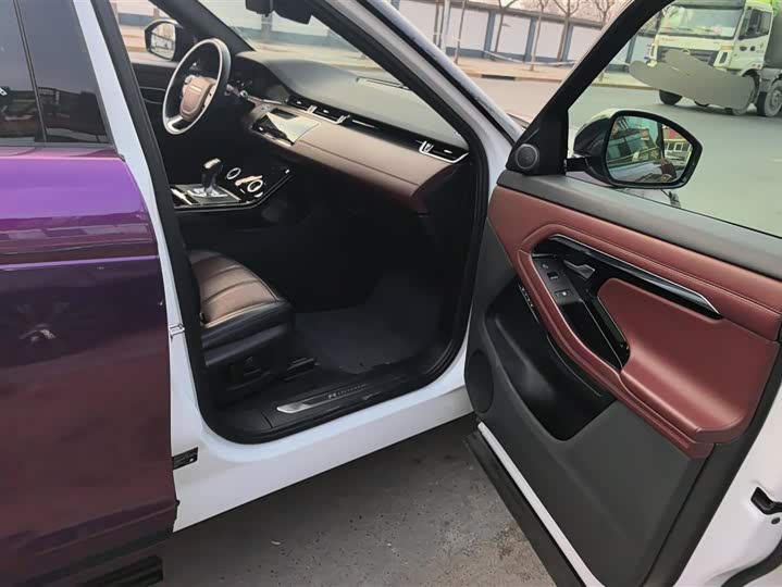 Фото 8 - Land Rover Range Rover Evoque L