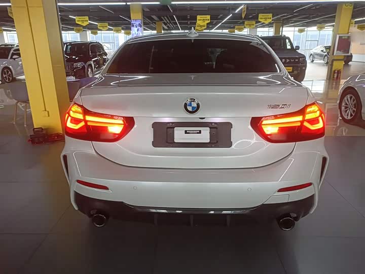 Фото 6 - BMW 1 Series