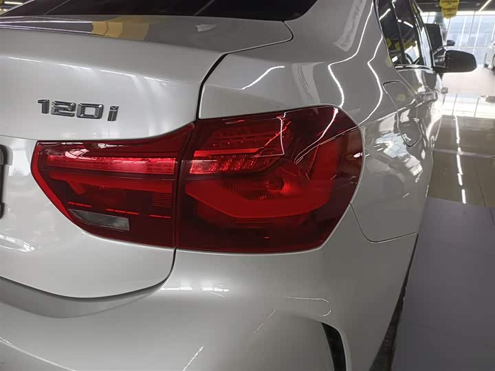 Фото 8 - BMW 1 Series