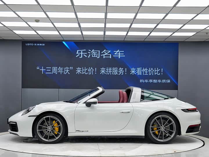 Фото 3 - Porsche 911