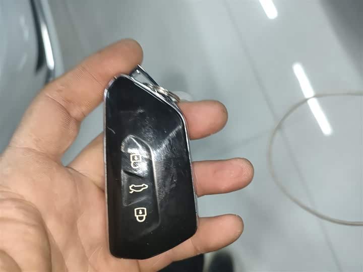 Фото 9 - Volkswagen Golf