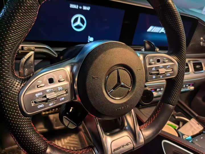 Фото 9 - Mercedes-Benz GLE-Class AMG