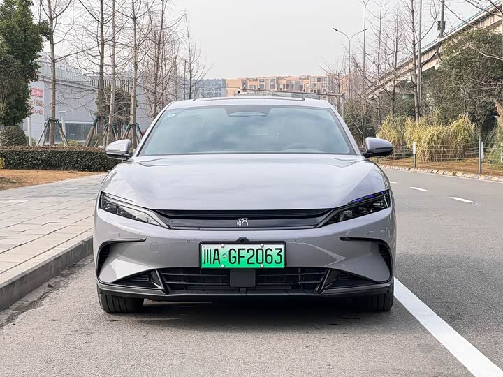 Фото 2 - BYD Han