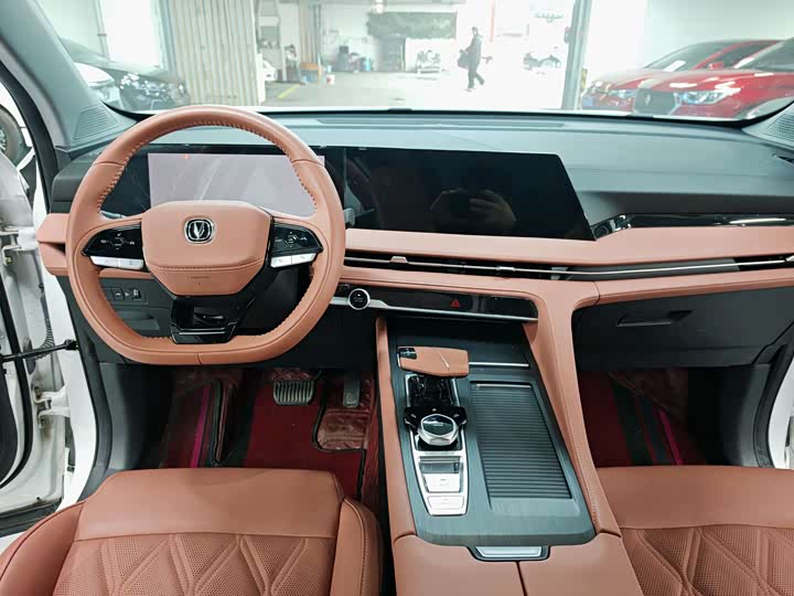 Фото 7 - Changan CS75 Plus