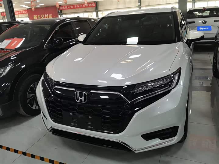 Фото 2 - Honda UR-V