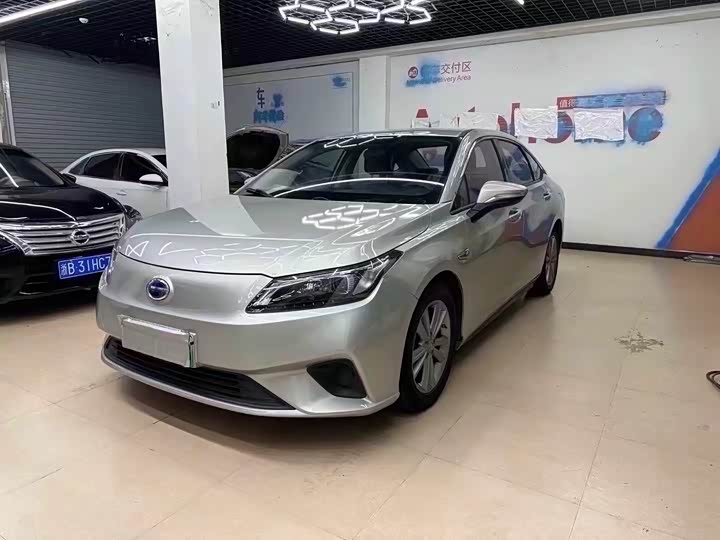 Фото 3 - GAC Aion S