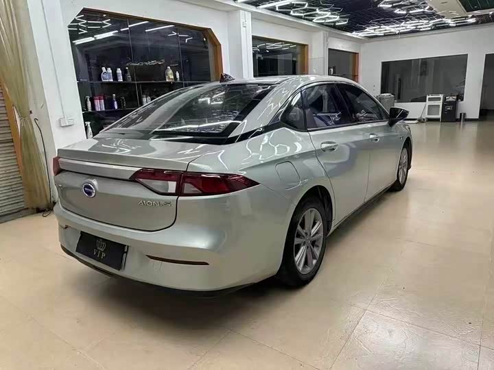 Фото 5 - GAC Aion S