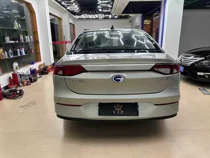 Фото 6 - GAC Aion S