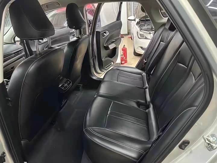 Фото 9 - GAC Aion S