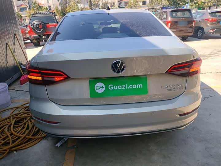 Фото 6 - Volkswagen Lavida