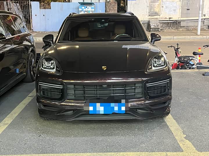 Фото 2 - Porsche Cayenne