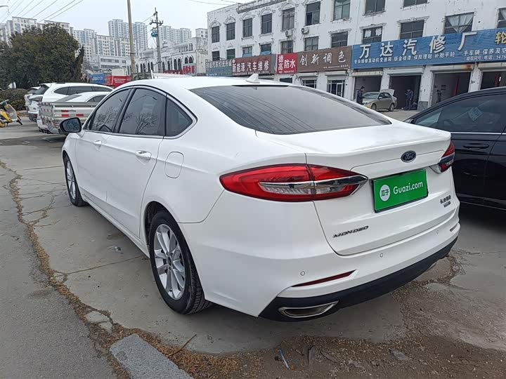 Фото 5 - Ford Mondeo