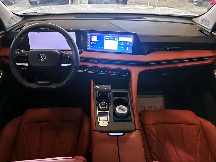 Фото 7 - Changan CS75 Plus