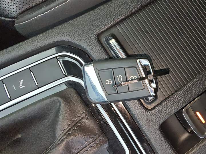 Фото 9 - Volkswagen CC