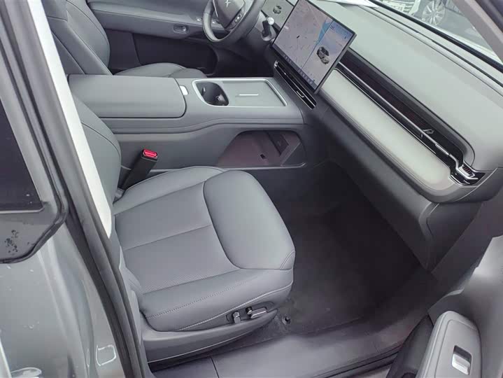 Фото 9 - XPeng G6