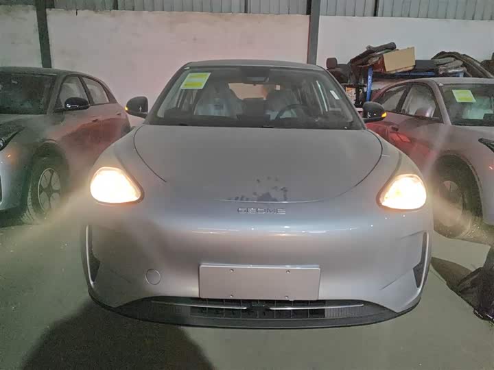 Фото 3 - Geely Galaxy Geome