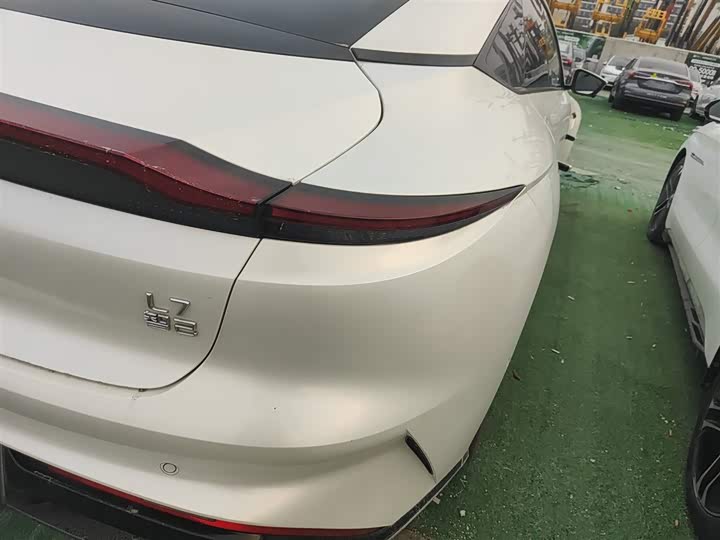 Фото 8 - IM motors L7