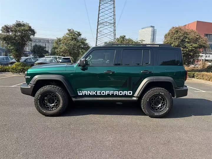 Фото 7 - Tank 300