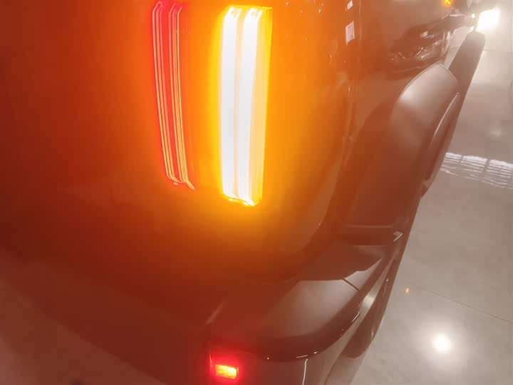 Фото 8 - Tank 300