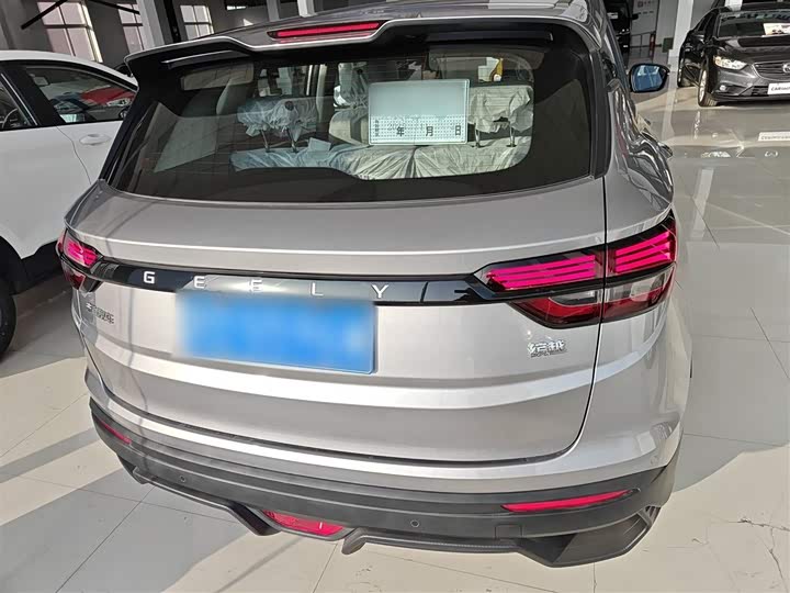 Фото 6 - Geely Coolray