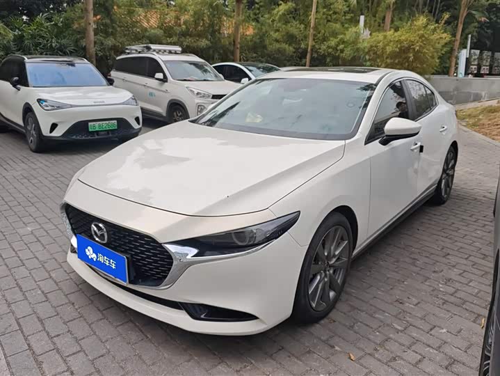 Фото 1 - Mazda 3 (Axela)