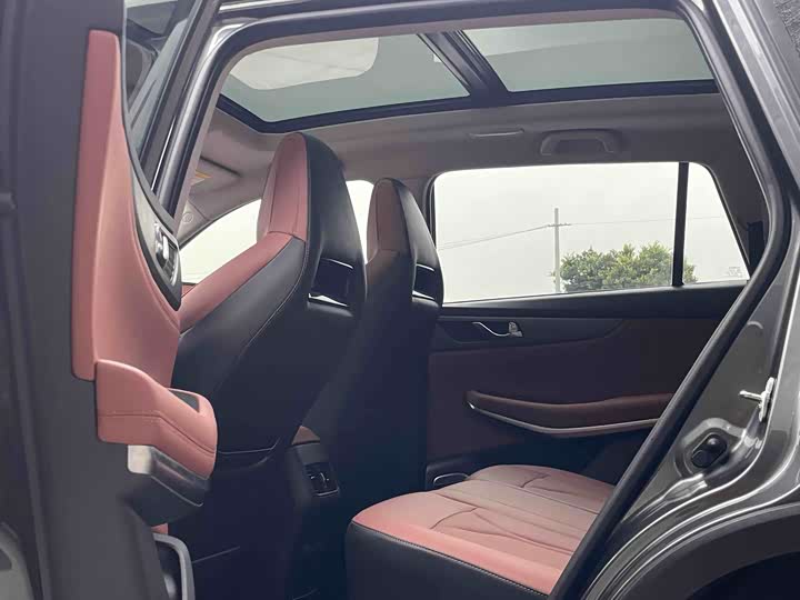 Фото 5 - Changan CS75