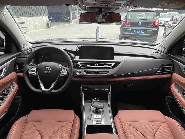 Фото 6 - Changan CS75