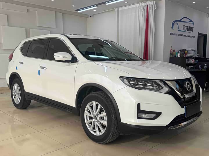 Фото 3 - Nissan X-Trail