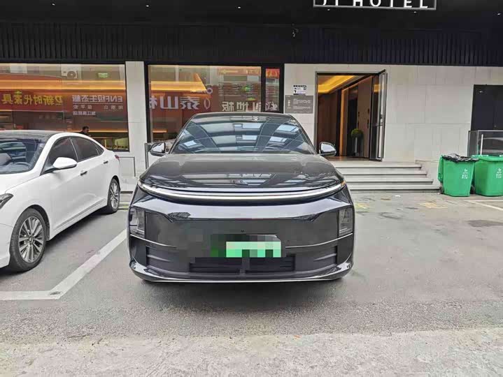 Фото 2 - LiXiang L6