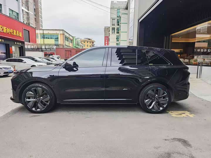 Фото 8 - LiXiang L6