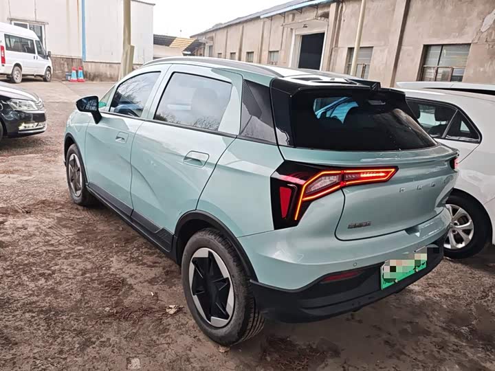 Фото 5 - Geely Geometry E Firefly