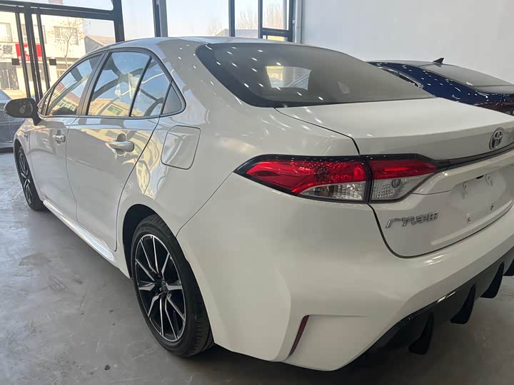 Фото 5 - Toyota Levin