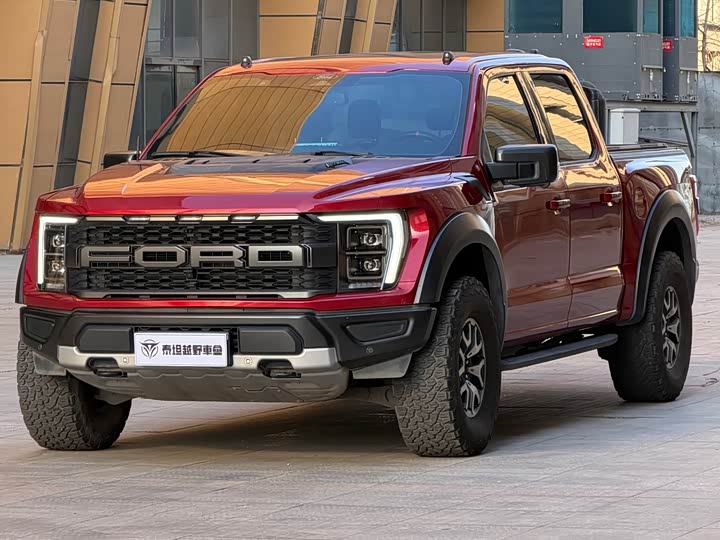 Фото 3 - Ford F-150 Raptor