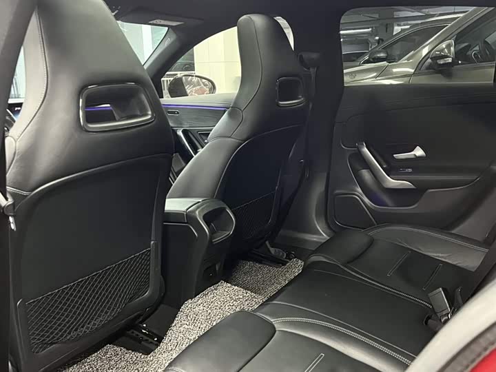 Фото 6 - Mercedes-Benz CLA-Class