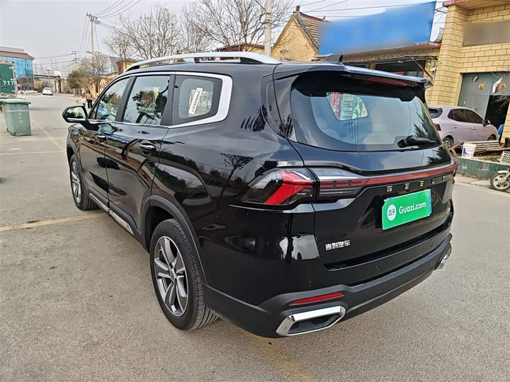 Фото 5 - Geely Okavango L