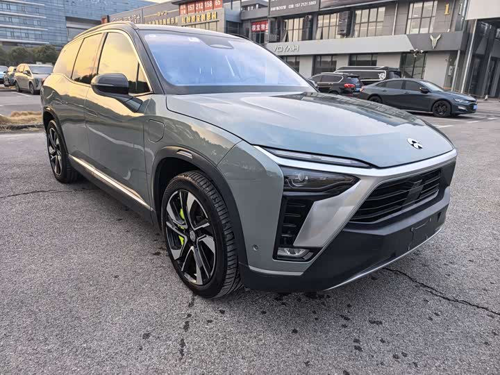 Фото 3 - Nio ES8