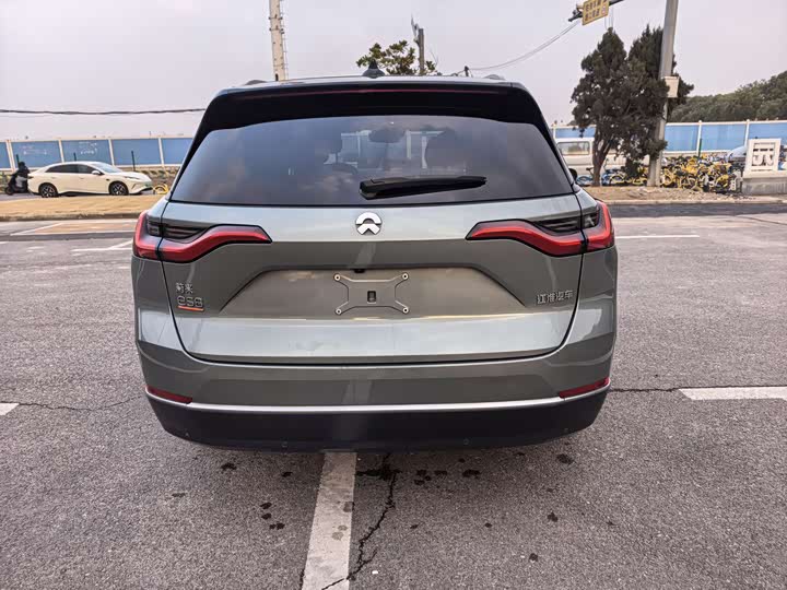 Фото 6 - Nio ES8