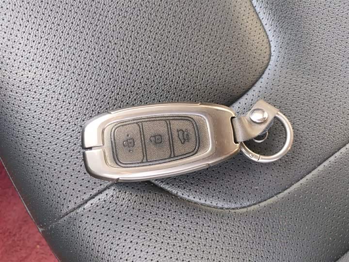 Фото 9 - Hyundai Elantra N line