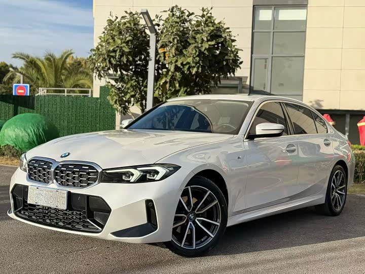 Фото 1 - BMW 3 Series