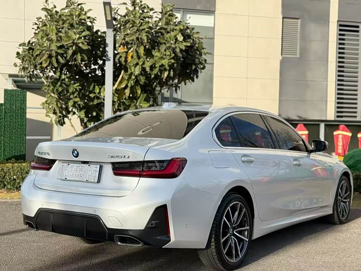 Фото 9 - BMW 3 Series