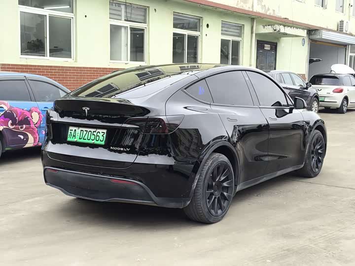 Фото 5 - Tesla Model Y