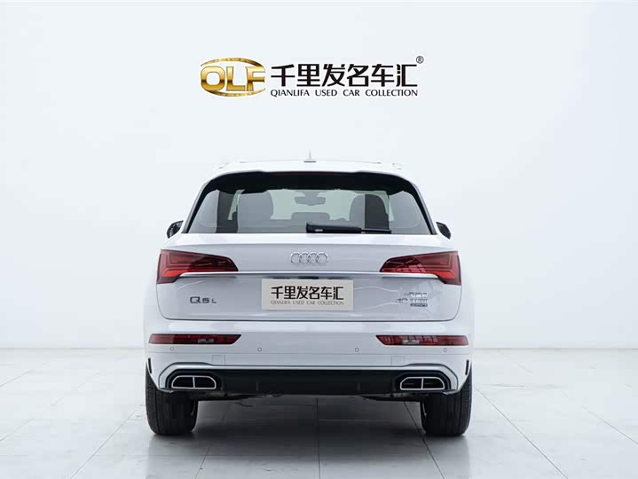 Фото 5 - Audi Q5L