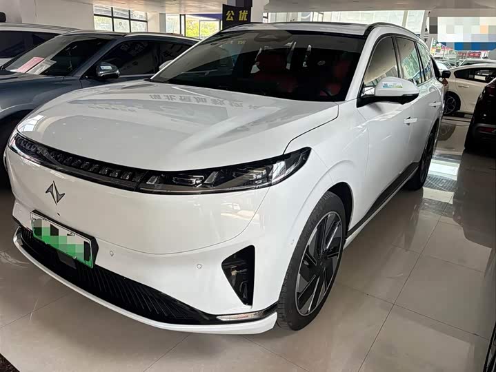 Фото 1 - Dongfeng Yipai eπ 008