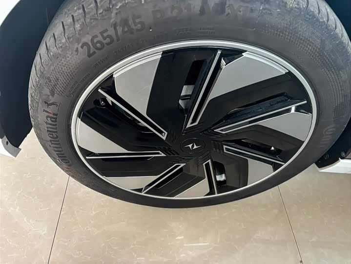 Фото 3 - Dongfeng Yipai eπ 008