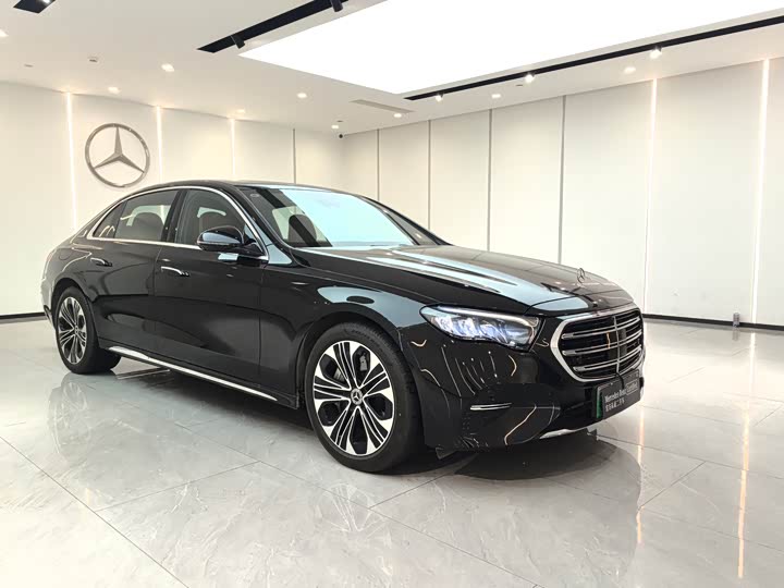 Фото 3 - Mercedes-Benz E-Class Hybrid