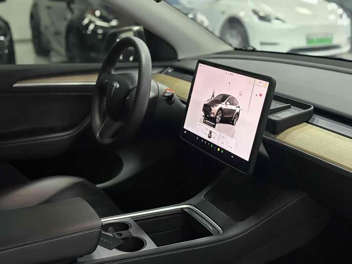 Фото 5 - Tesla Model Y