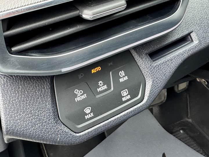 Фото 8 - Volkswagen ID.4 Crozz