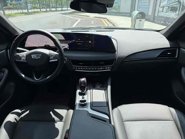 Фото 5 - Cadillac CT5