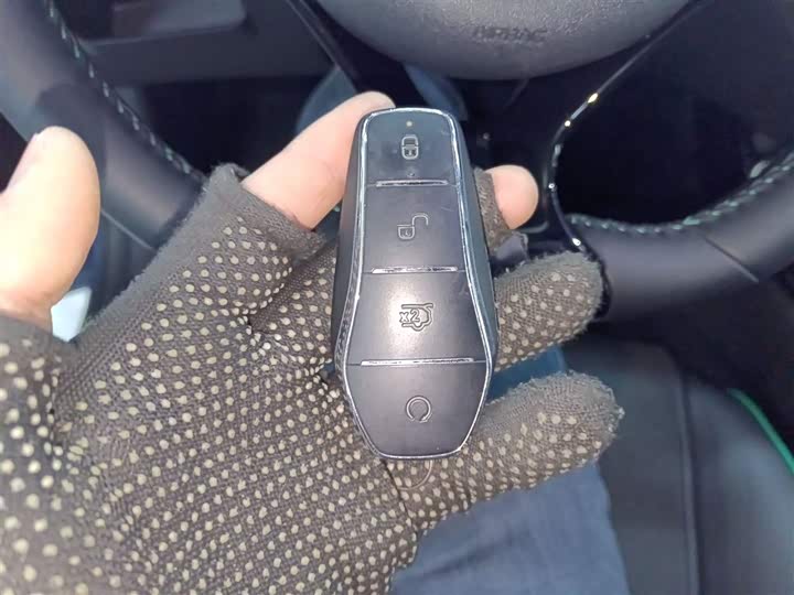 Фото 9 - BYD Dolphin